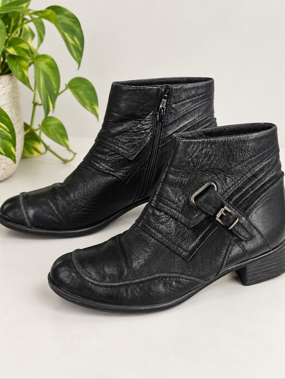 Medicus Bettina Black Leather Ankle Boots